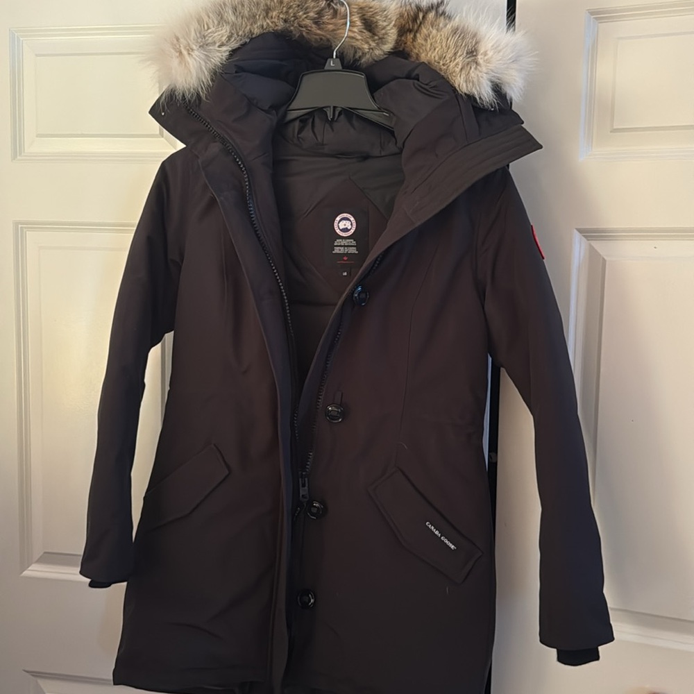 Canada goose jacket - Picture 2 of 16